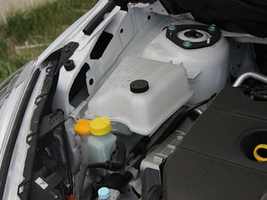 2013款2.0L 自动舒适版 其它