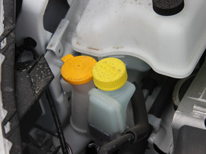 2013款2.0L 自动舒适版 其它