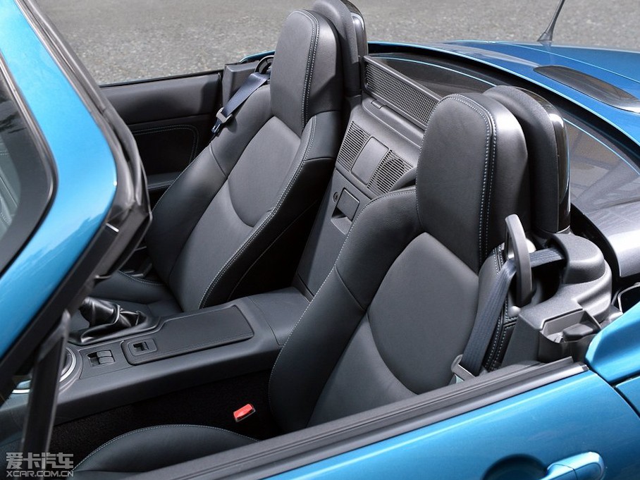 2013R_MX-5 Sport Graphite