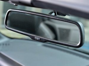 2013Sport Graphite g