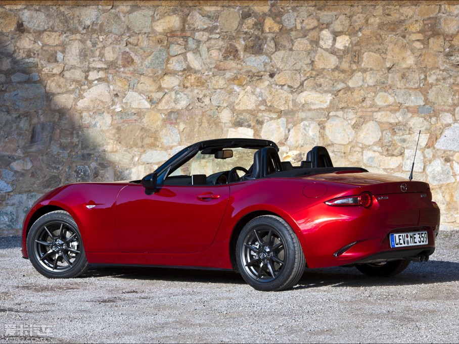 2015R_(d)MX-5 