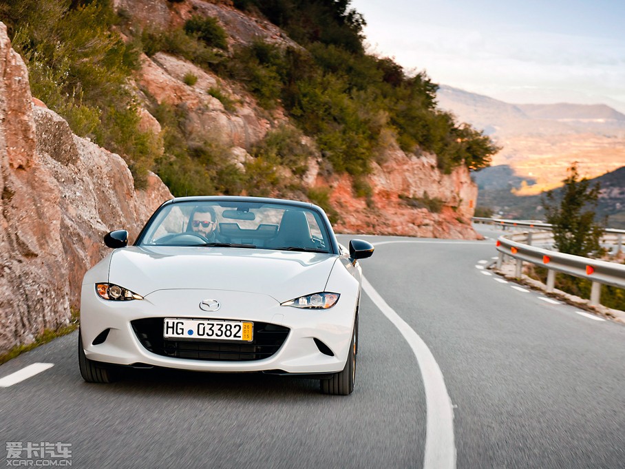 2015R_(d)MX-5 