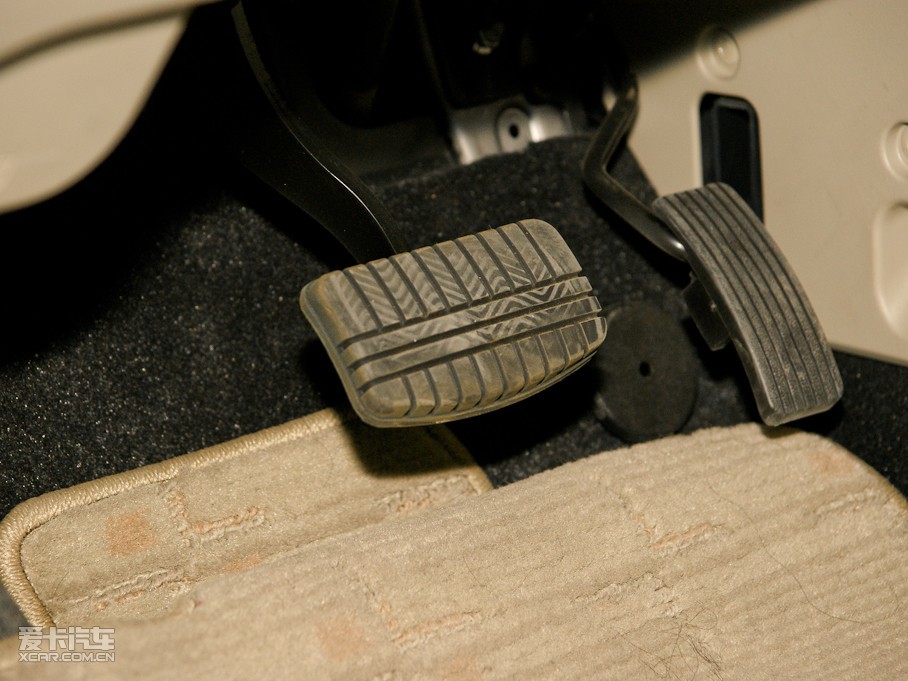 【2009款格蓝迪豪华版_空间座椅_66\/444张图