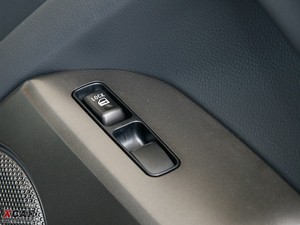 2009ń(dng) {܇ƅ^(q)	