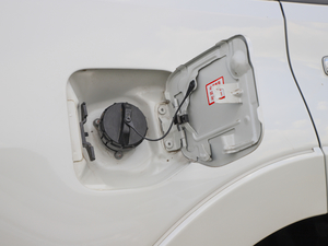 2020款3.0L 自动豪华越野版 油箱盖