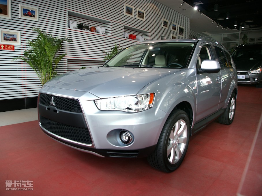 2010W{£Mڣ 2.4L rа