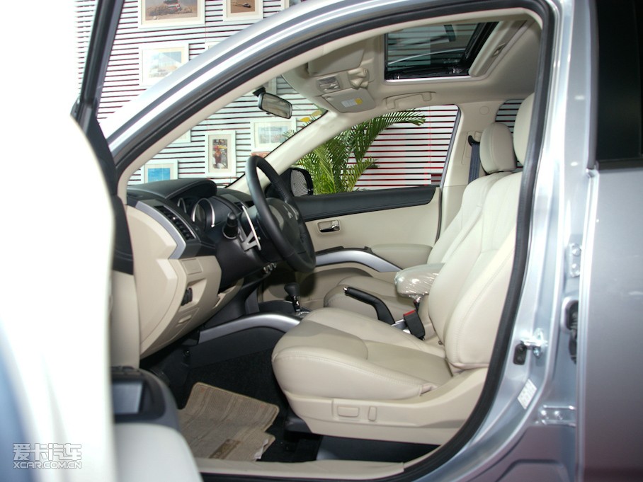 2010W{£Mڣ 2.4L rа