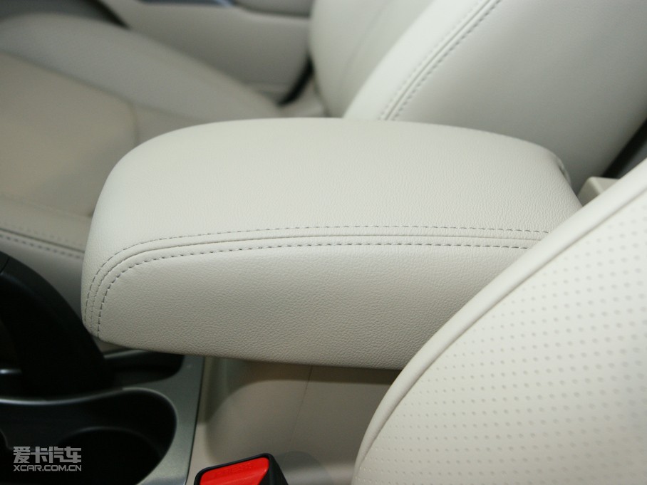 2010W{£Mڣ 2.4L rа