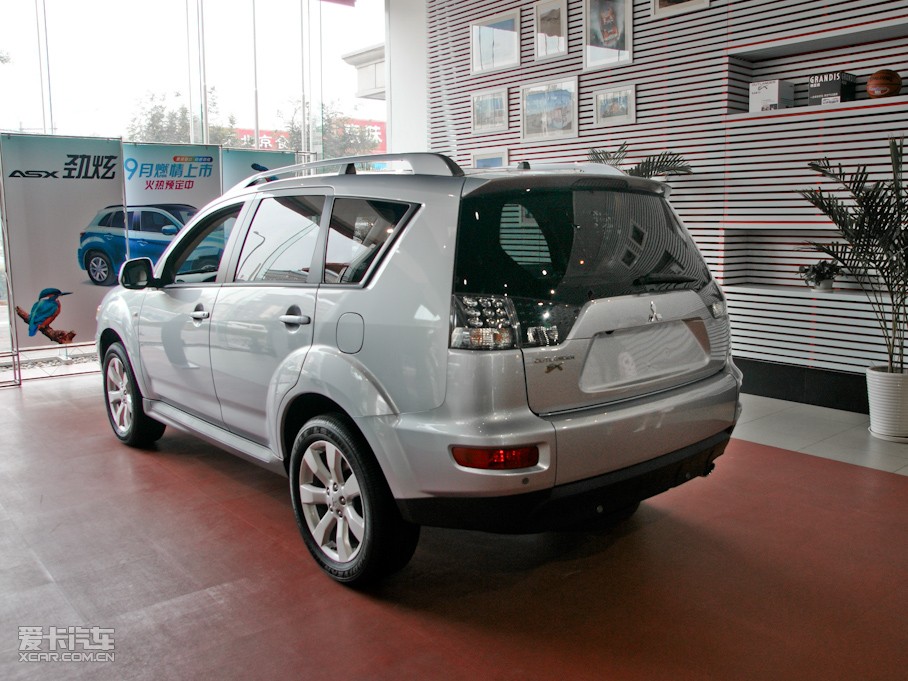 2010W{£Mڣ 2.4L rа