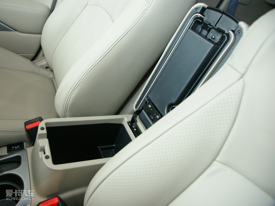 2010W{£Mڣ 2.4L rа