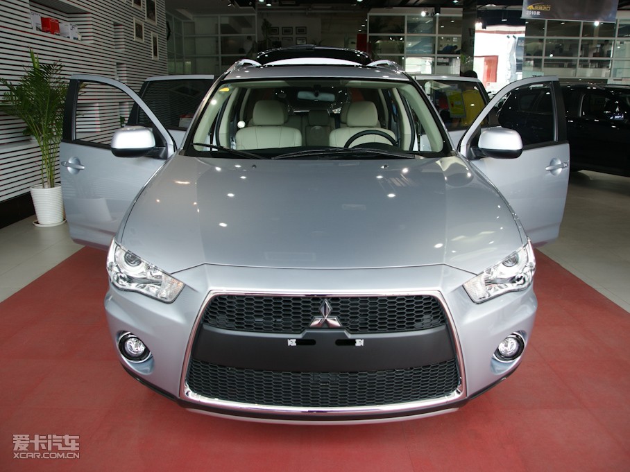 2010W{(ln)£M(jn)ڣ 2.4L rа