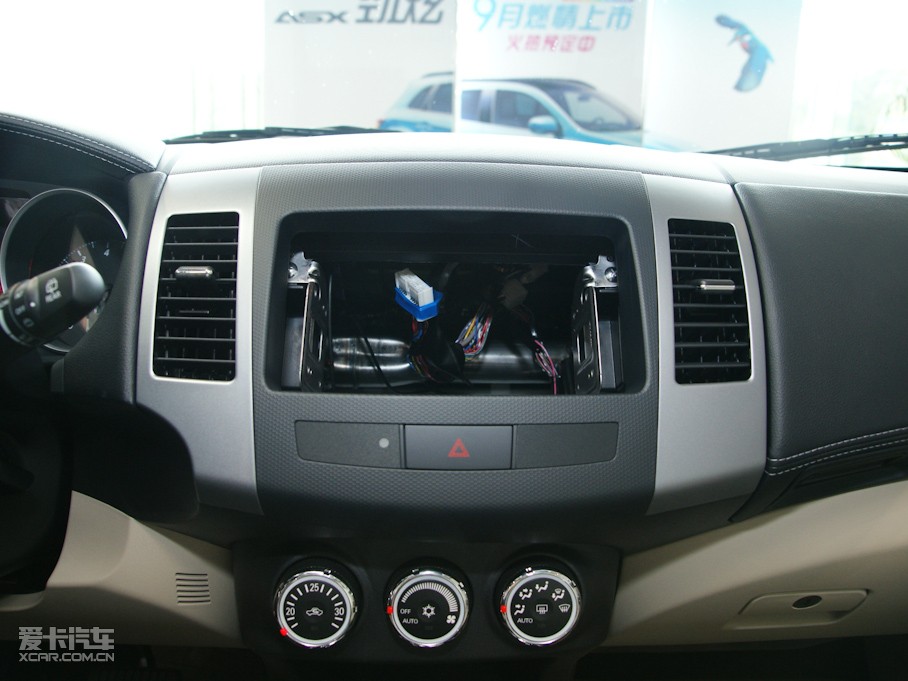 2010W{(ln)£M(jn)ڣ 2.4L r(sh)а