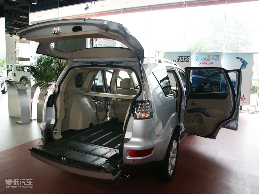 2010W{£Mڣ 2.4L rа