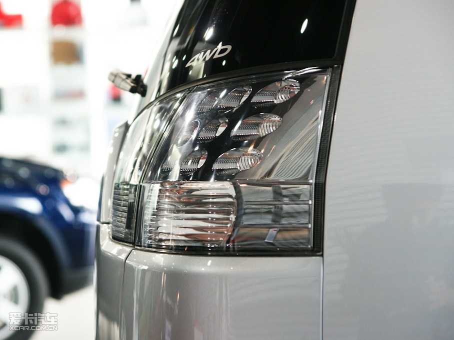 2010W{£Mڣ 2.4L rа