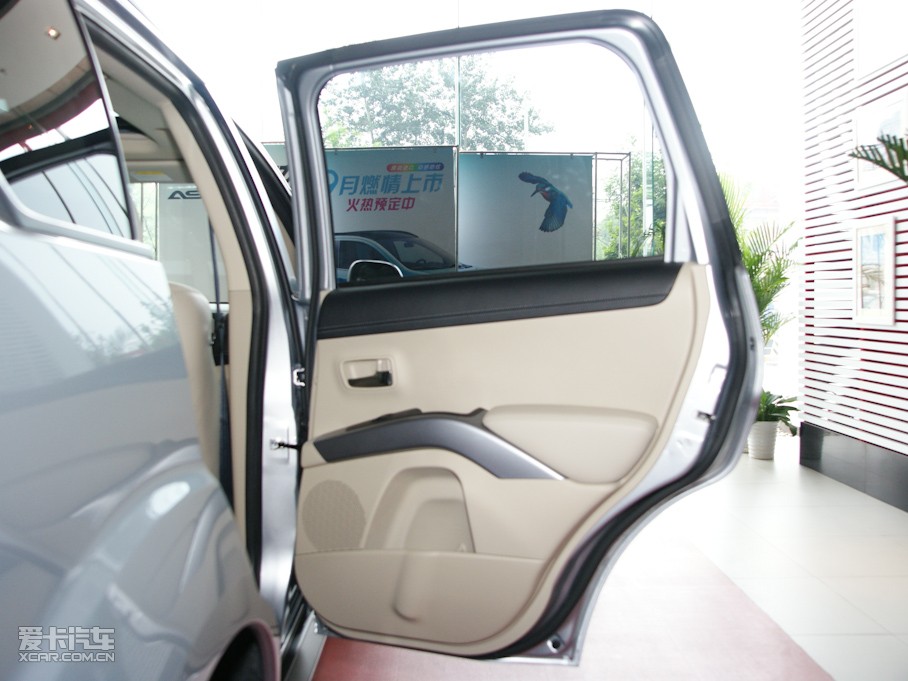 2010W{£Mڣ 2.4L rа