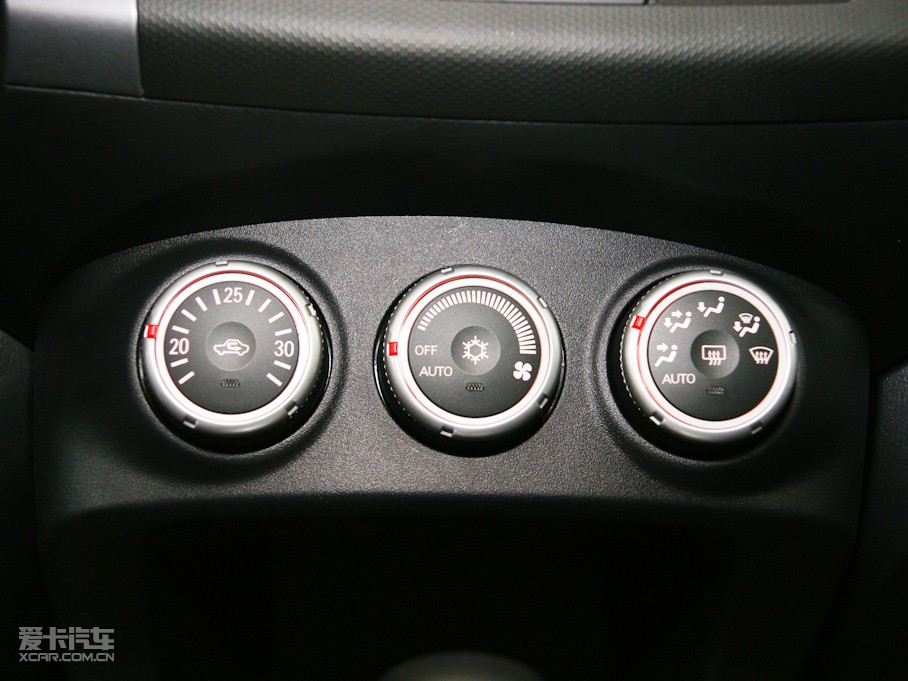 2010W{(ln)£M(jn)ڣ 2.4L m