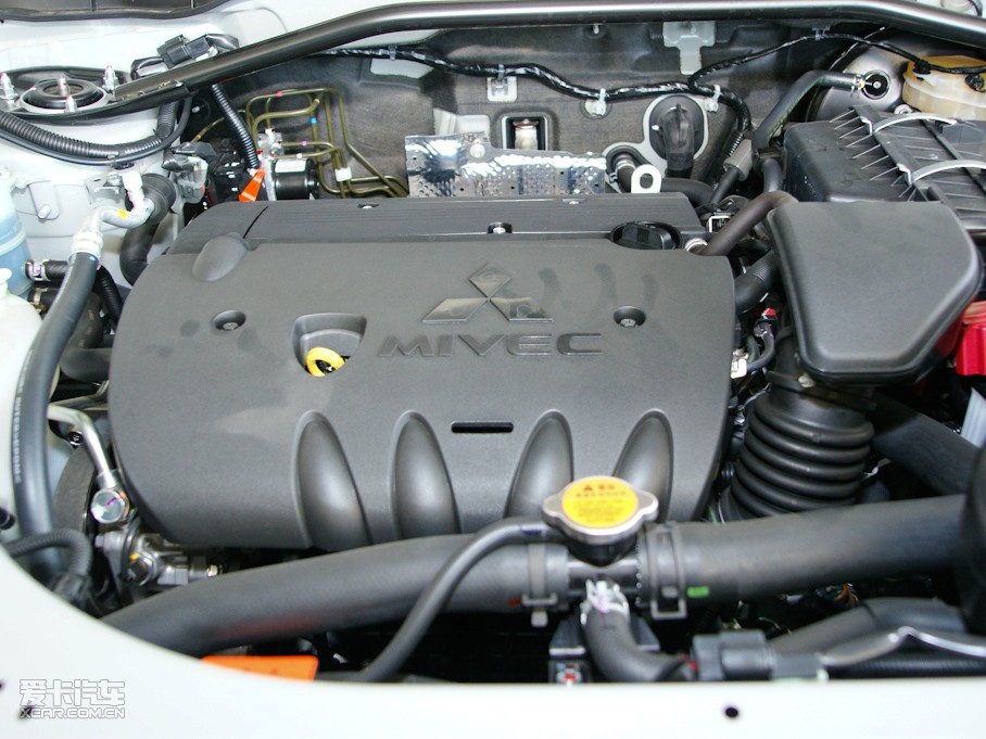 2010W{(ln)£M(jn)ڣ 2.4L m