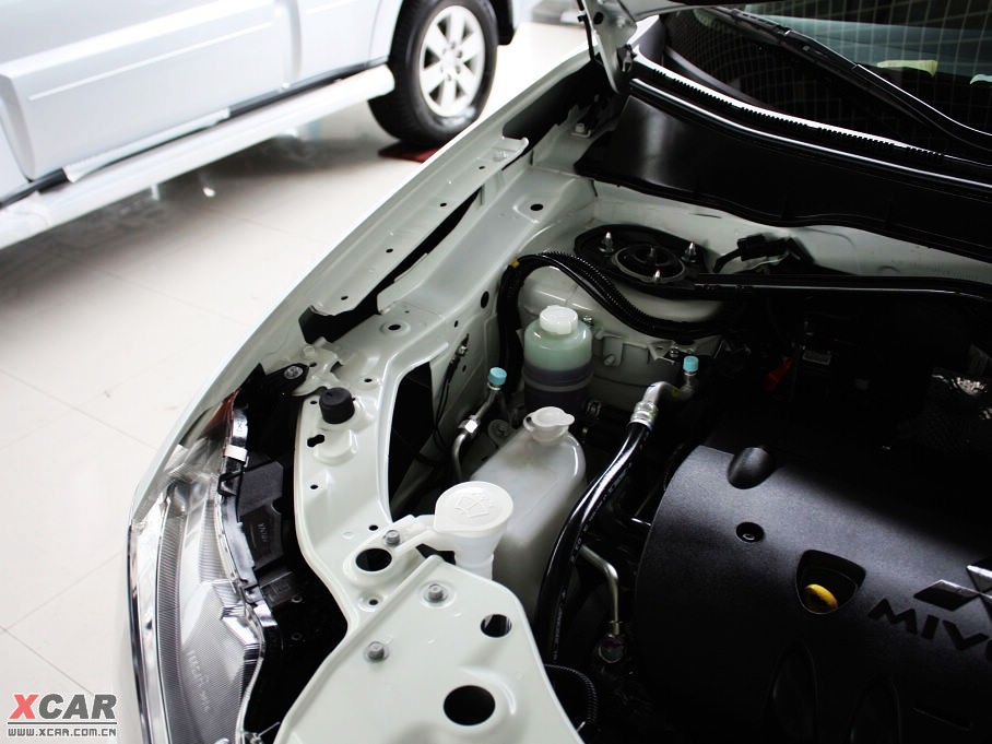 2010W{£Mڣ 2.0L \Ӱ