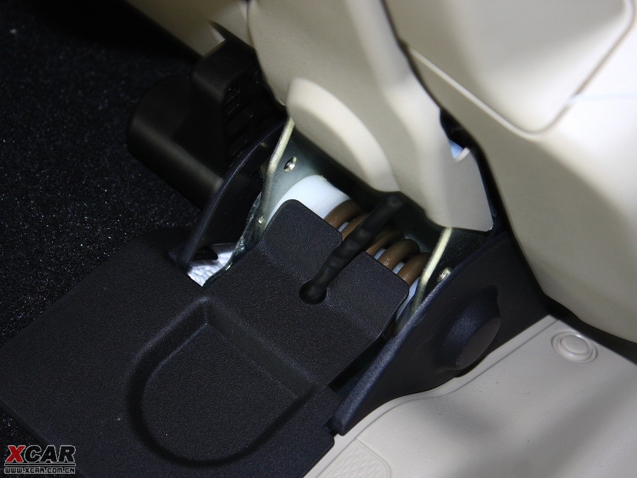 2010W{(ln)£M(jn)ڣ 3.0L A