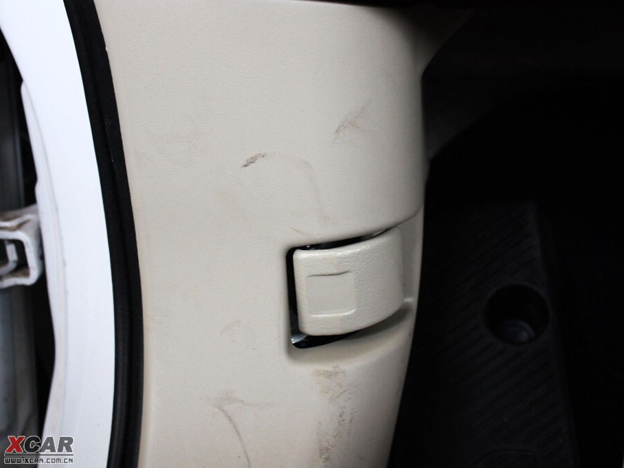 2010W{£Mڣ 2.0L \Ӱ