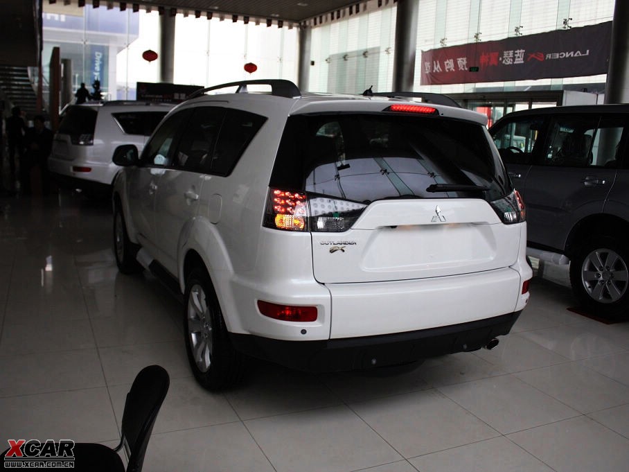 2010W{£Mڣ 2.0L \Ӱ