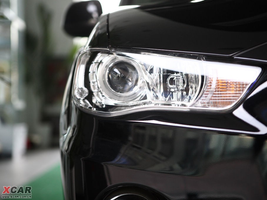 2010W{(ln)£M(jn)ڣ 3.0L A