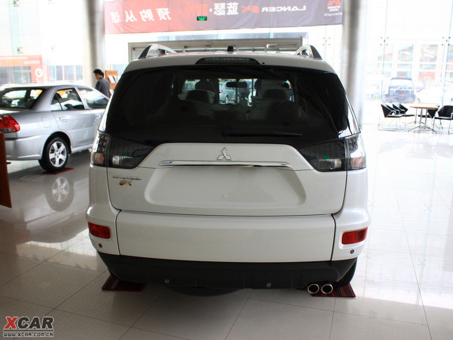 2010W{£Mڣ 3.0L ӢGT