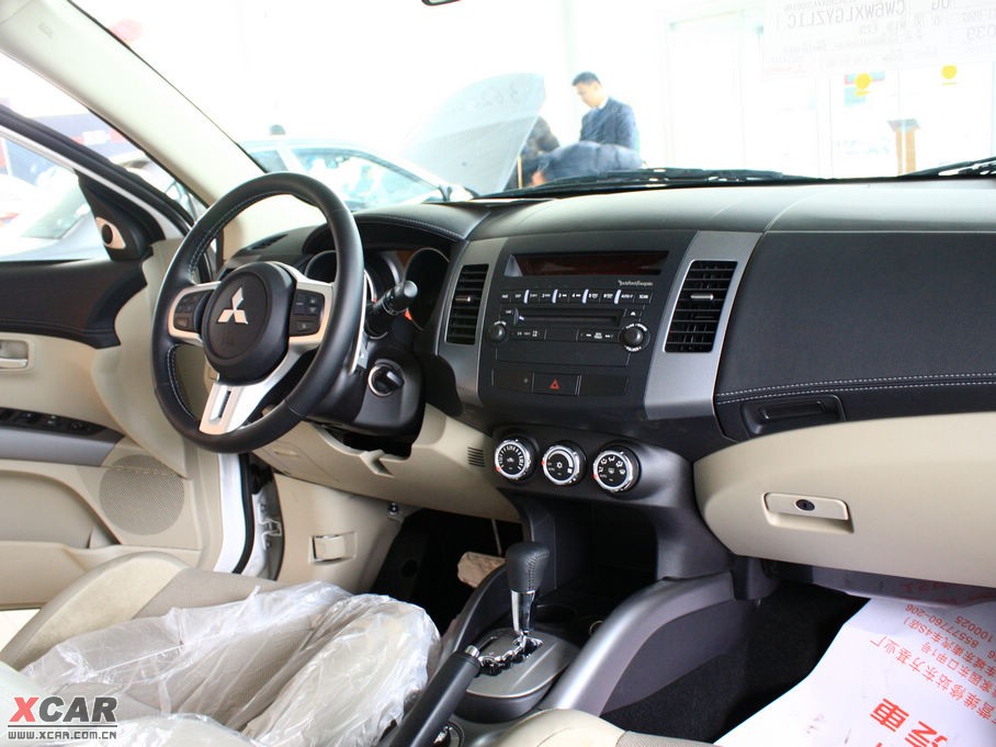 2010W{£Mڣ 3.0L ӢGT