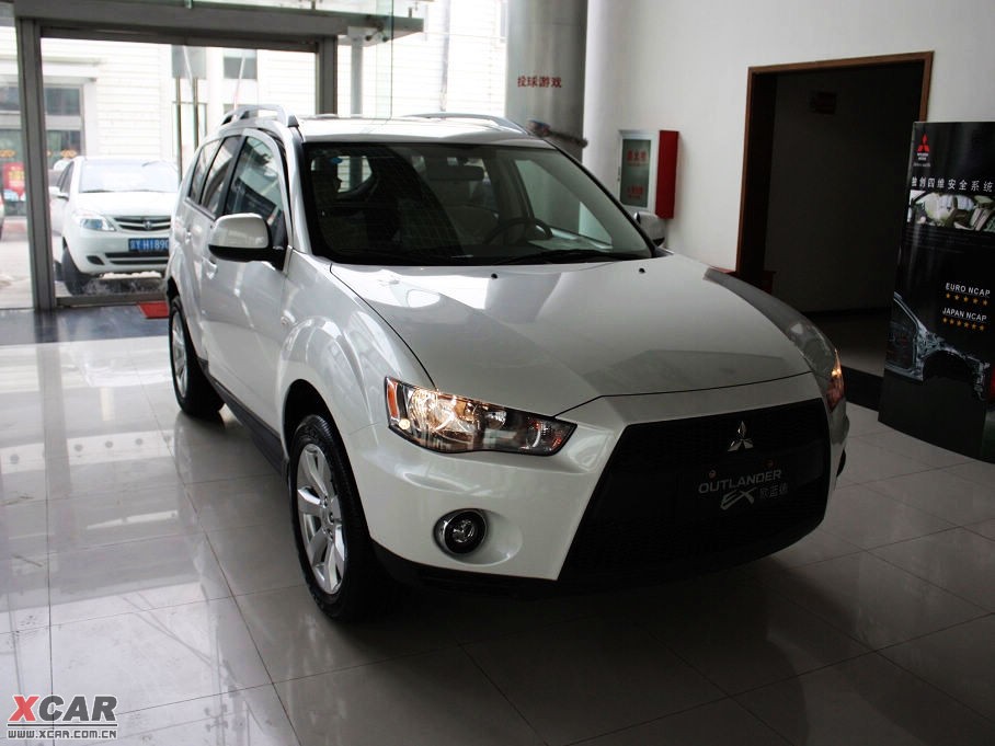 2010W{£Mڣ 2.0L \Ӱ