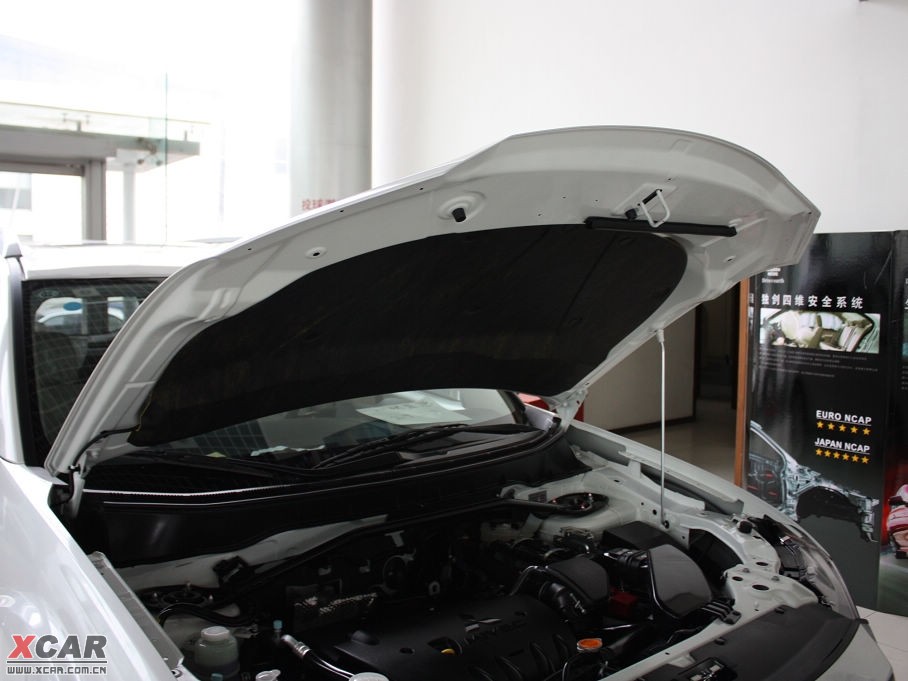 2010W{£Mڣ 2.0L \Ӱ