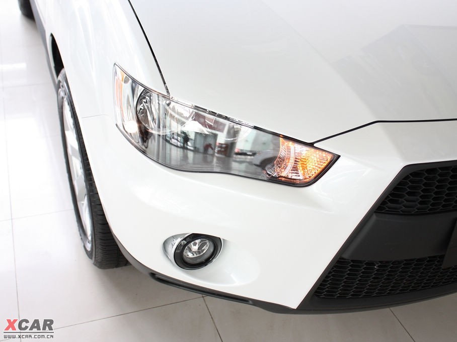 2010W{£Mڣ 2.0L \Ӱ