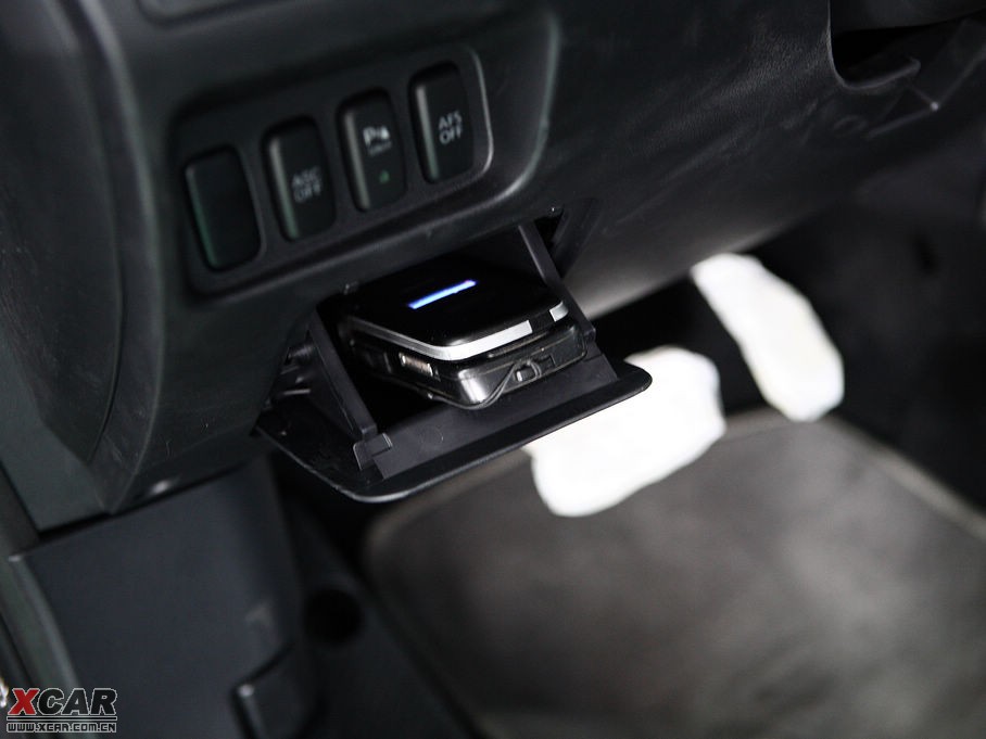 2010W{(ln)£M(jn)ڣ 3.0L A