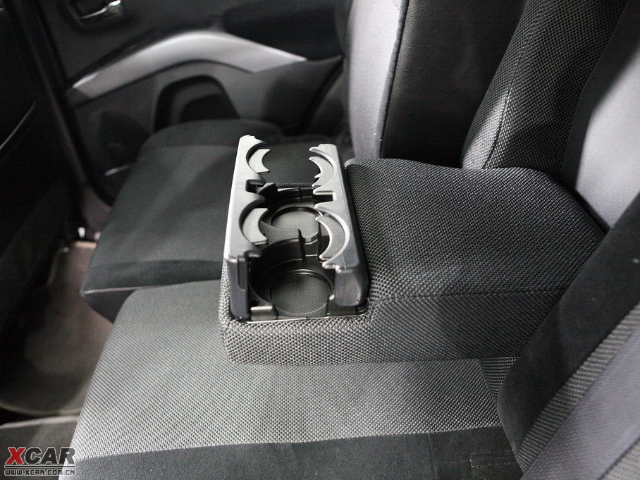 2010W{(ln)£M(jn)ڣ 3.0L A