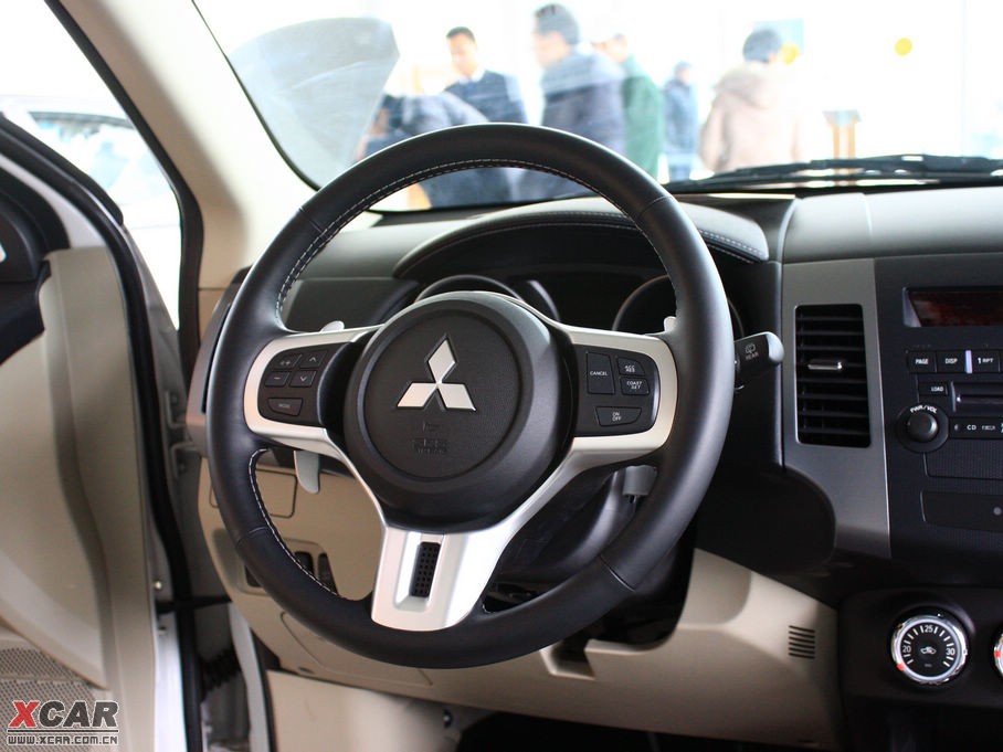 2010W{(ln)£M(jn)ڣ 3.0L ӢGT