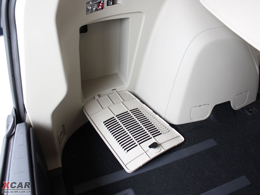 2010W{£Mڣ 2.0L \Ӱ