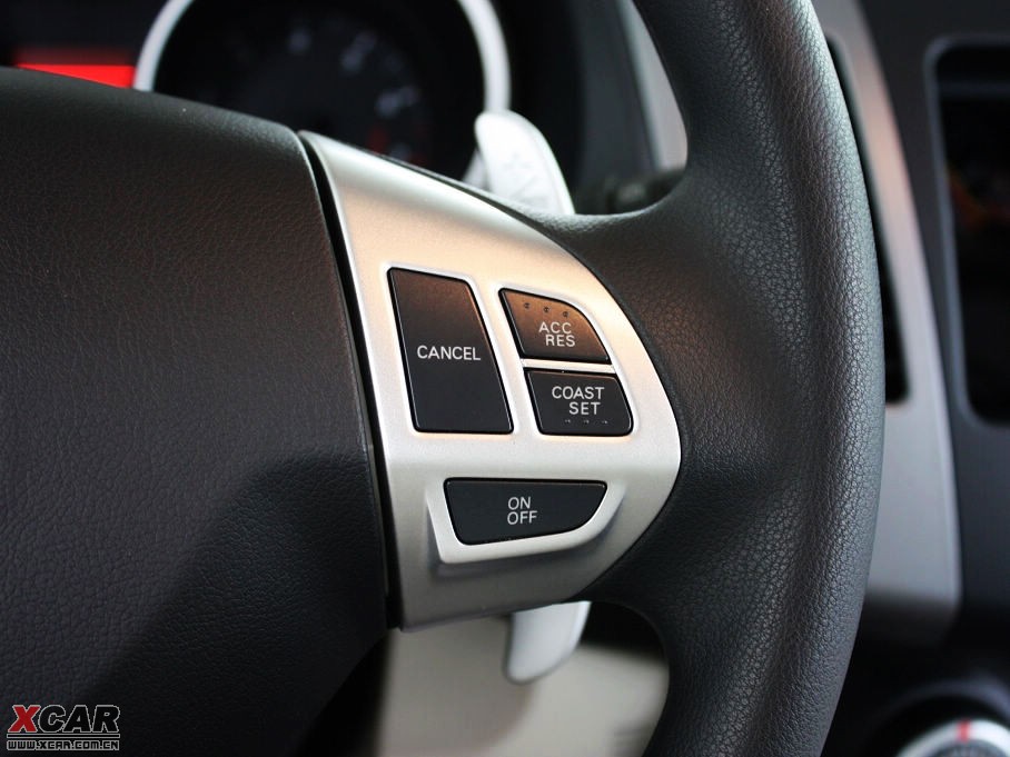 2010W{(ln)£M(jn)ڣ 2.0L \(yn)(dng)