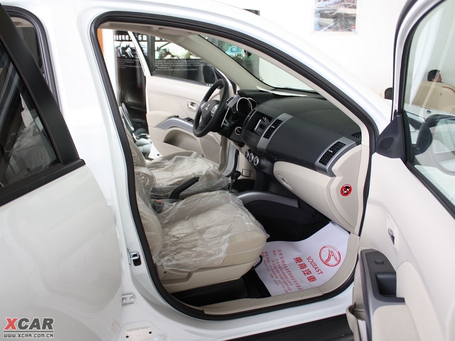 2010W{£Mڣ 2.0L \Ӱ