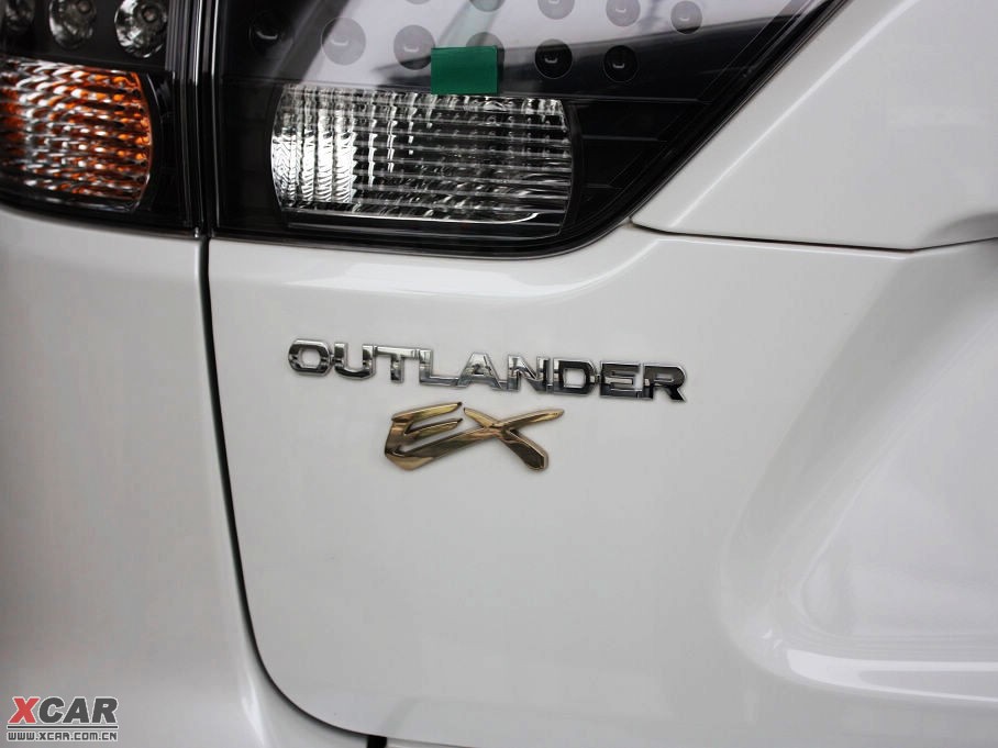 2010W{£Mڣ 2.0L \Ӱ