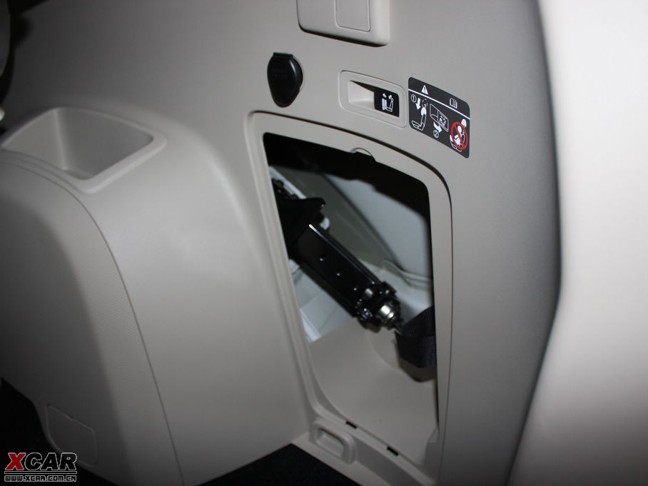 2010W{£Mڣ 3.0L ӢGT