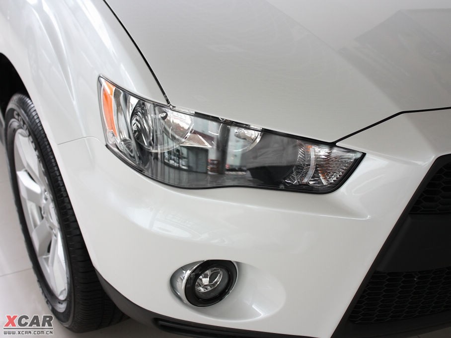 2010W{£Mڣ 2.0L \Ӱ