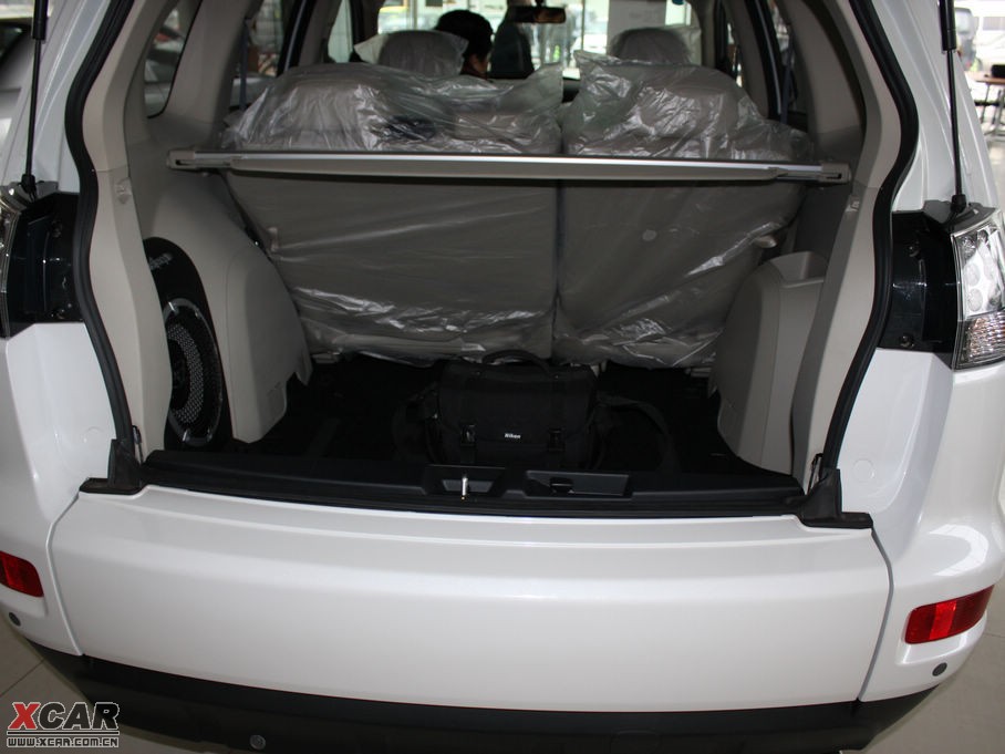 2010W{£Mڣ 3.0L ӢGT