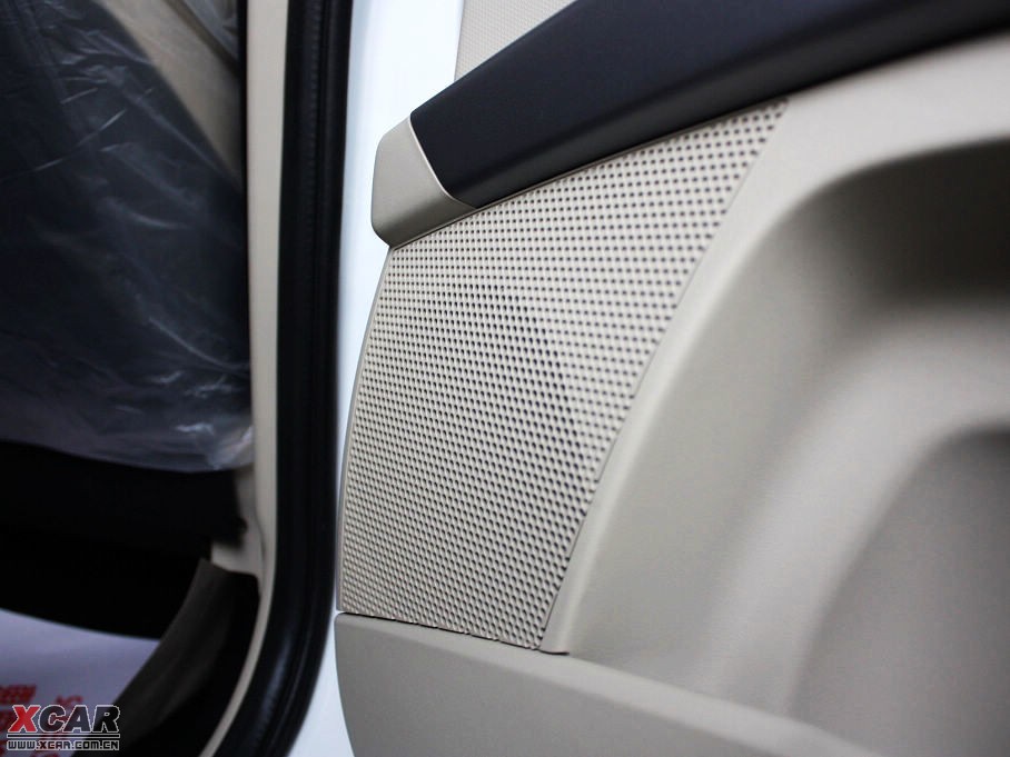 2010W{£Mڣ 2.0L \Ӱ