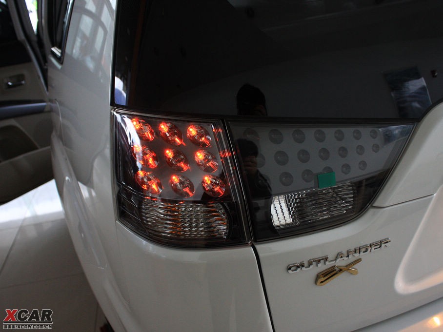 2010W{£Mڣ 3.0L ӢGT