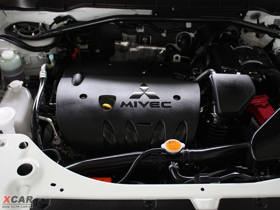 2010W{£Mڣ 2.0L \Ӱ