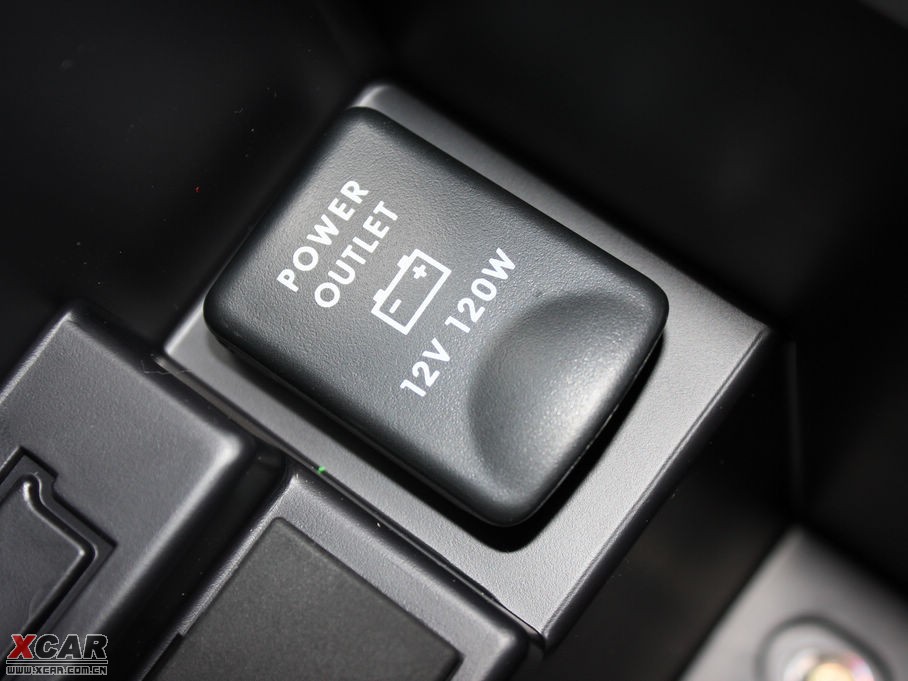 2010W{£Mڣ 3.0L ӢGT