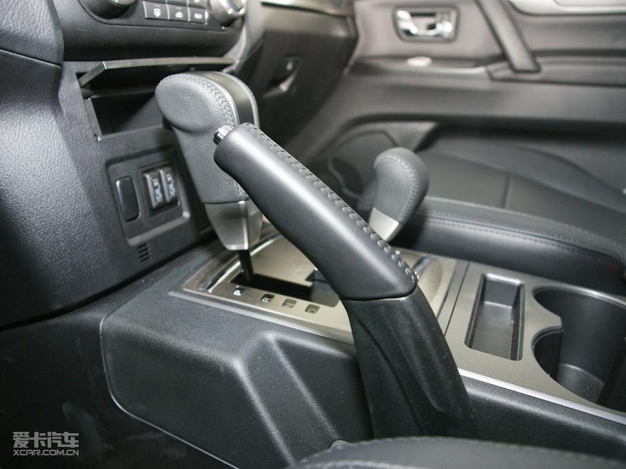 2010_(M) 3.0L ԄӾӢ