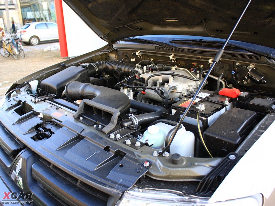2010() 3.0L Զ