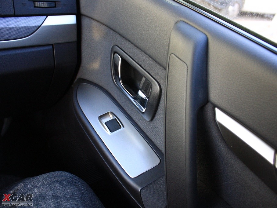 2010() 3.0L Զ