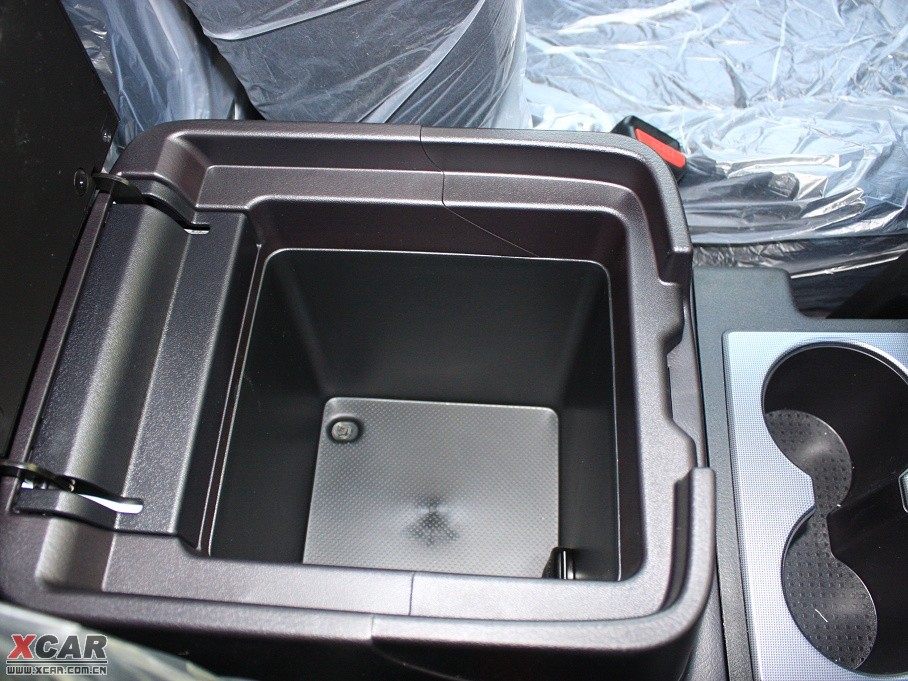 2010() 3.0L Զ