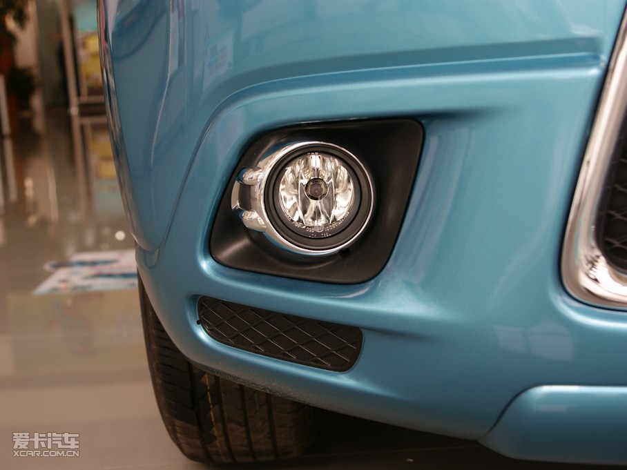 2010A(y)SX(M(jn)) 2.0L (q)а